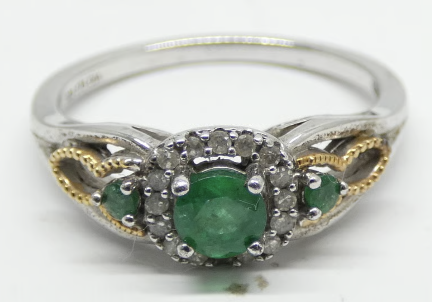 ANTIQUE JEWELLERY - Emerald, Rose Gold & Sterling Silver Ring