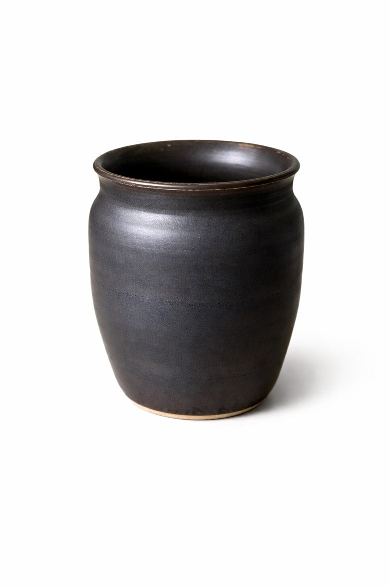 MOCKY CERAMICS - Medium Handmade Vase (#MC040)